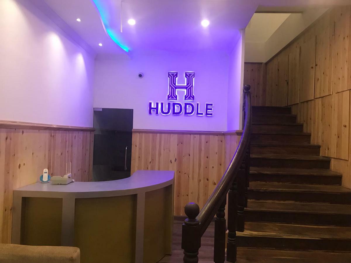 Hôtel Huddle à Nuwara Eliya Extérieur photo